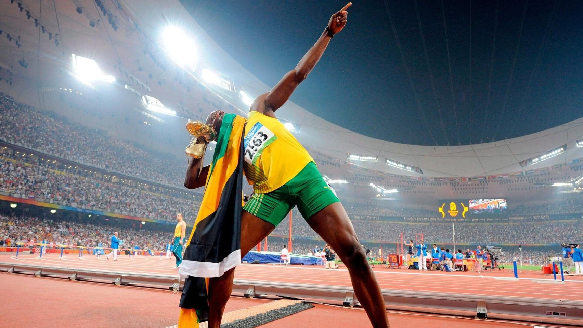 混合泳新星闪耀全国锦标赛,老将新人同台竞技创佳绩