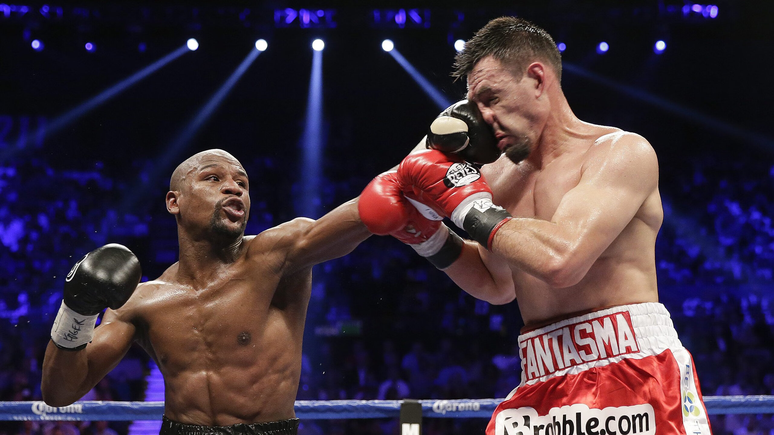 温网2024,阿尔卡拉斯逆转夺冠,斯瓦泰克首度封后